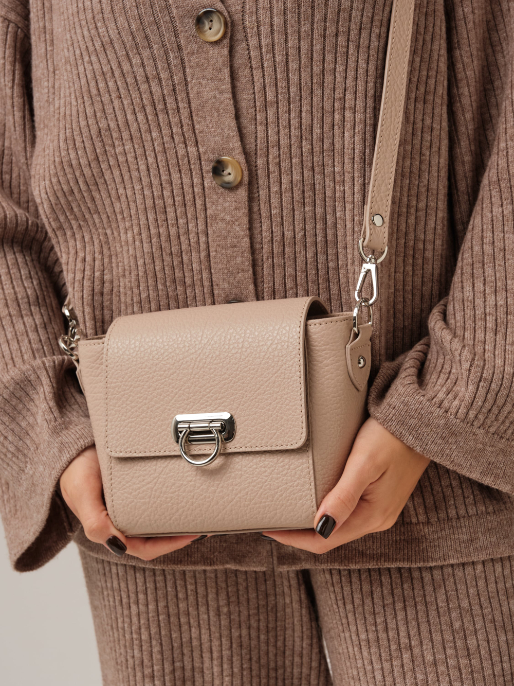 Сумка кожаная кросс-боди 3520 розово-бежевый/бизон