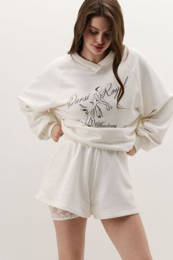 Шорты из футера укороченные сбоку кремового цвета