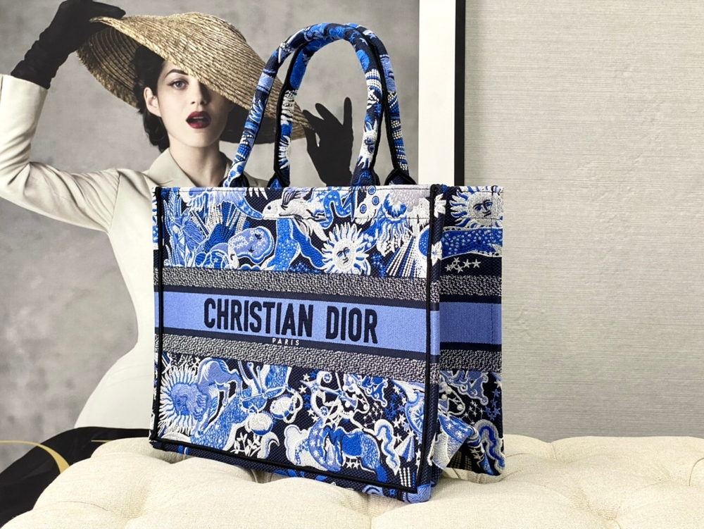 Christian Dior Book Tote 36 cm