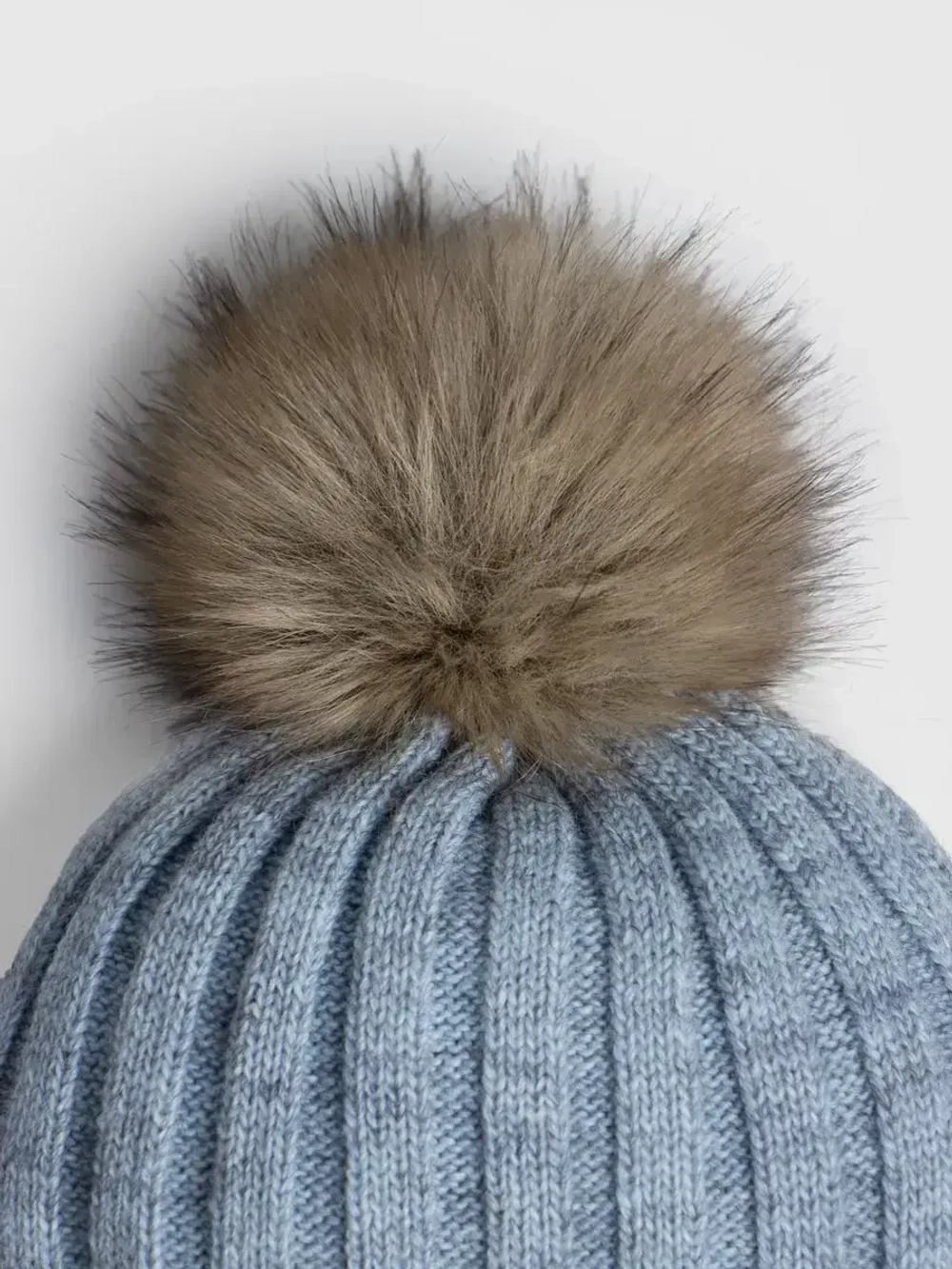 Шапка для мальчика зимняя и снуд