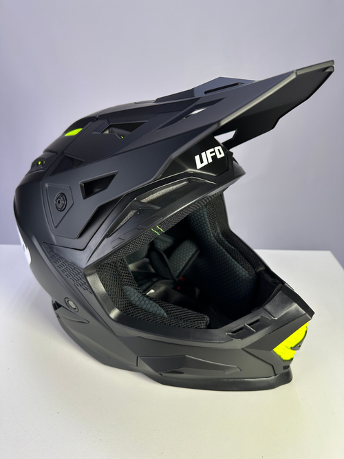 Мотошлем WLT RACING