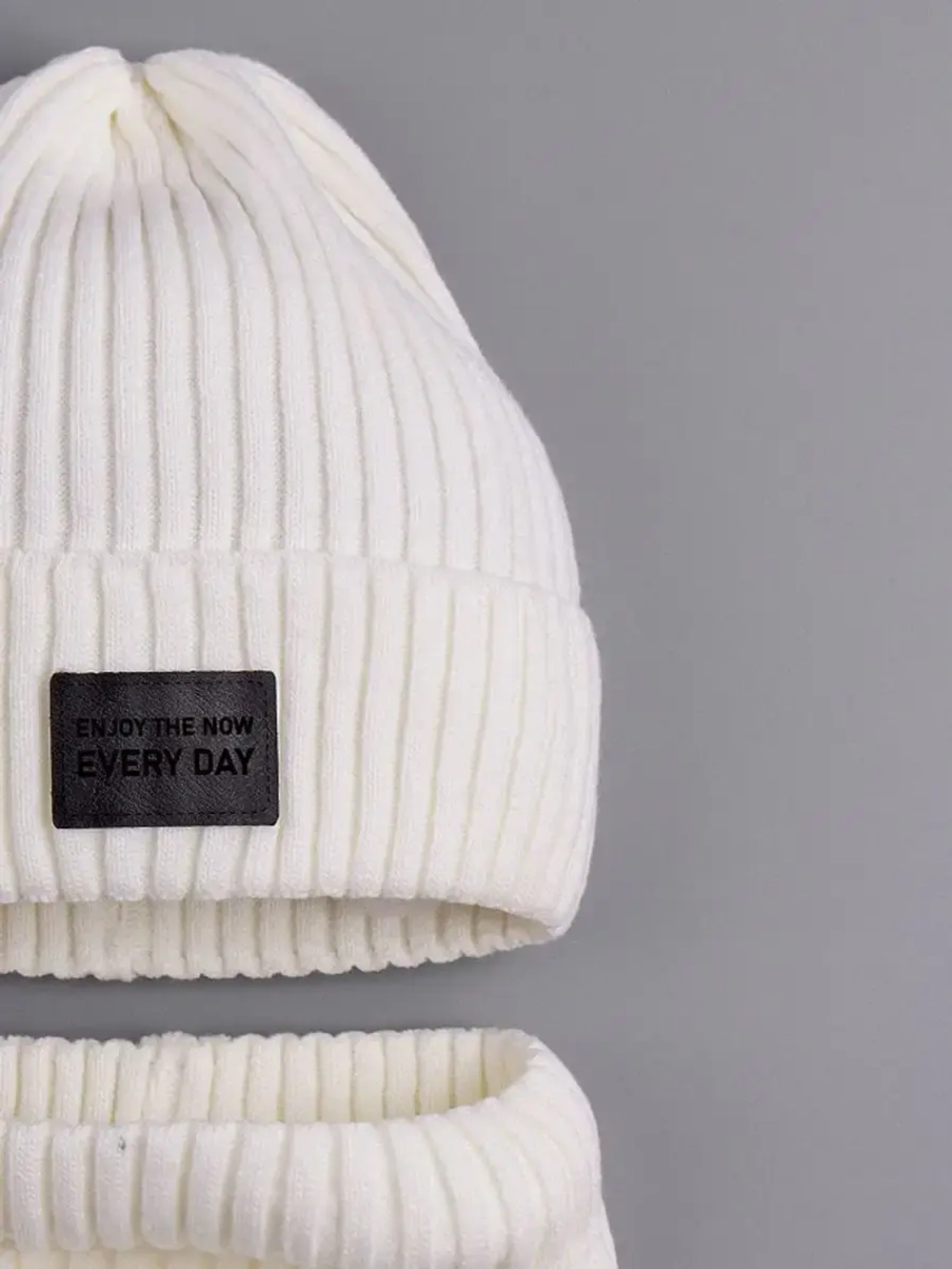 Шапка и снуд детские осенние