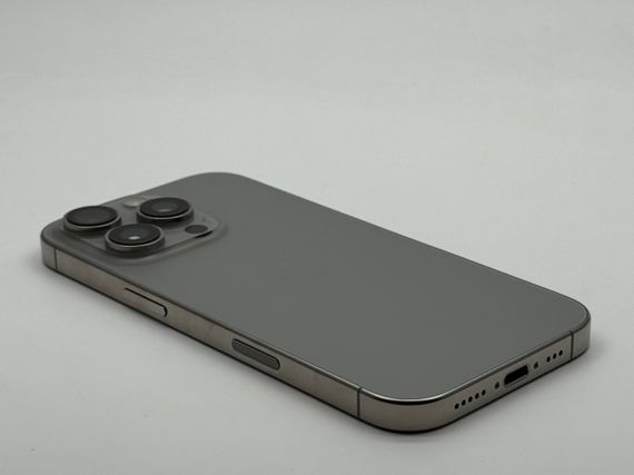 iPhone 16 Pro 256Gb Natural Titanium