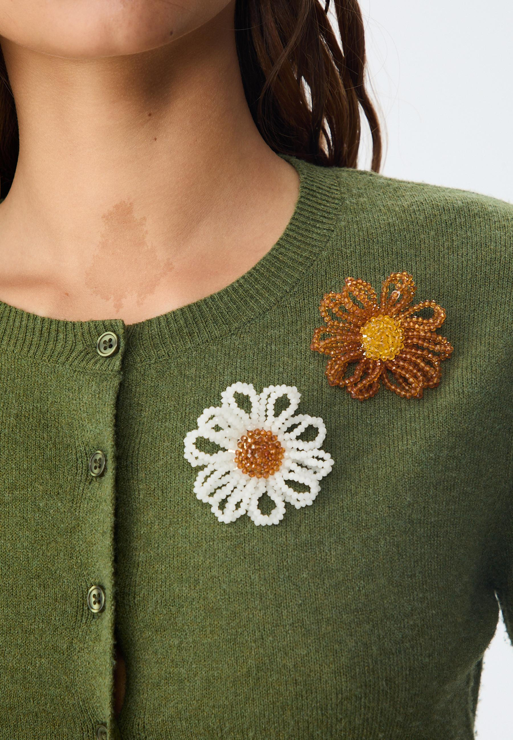 Stradivarius Набор из двух брошей из бисера, белый