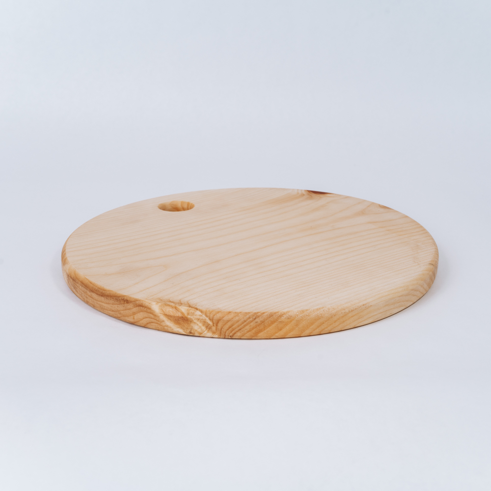 Деревянная разделочная доска из цельного куска дерева Сибирский Кедр .RD3