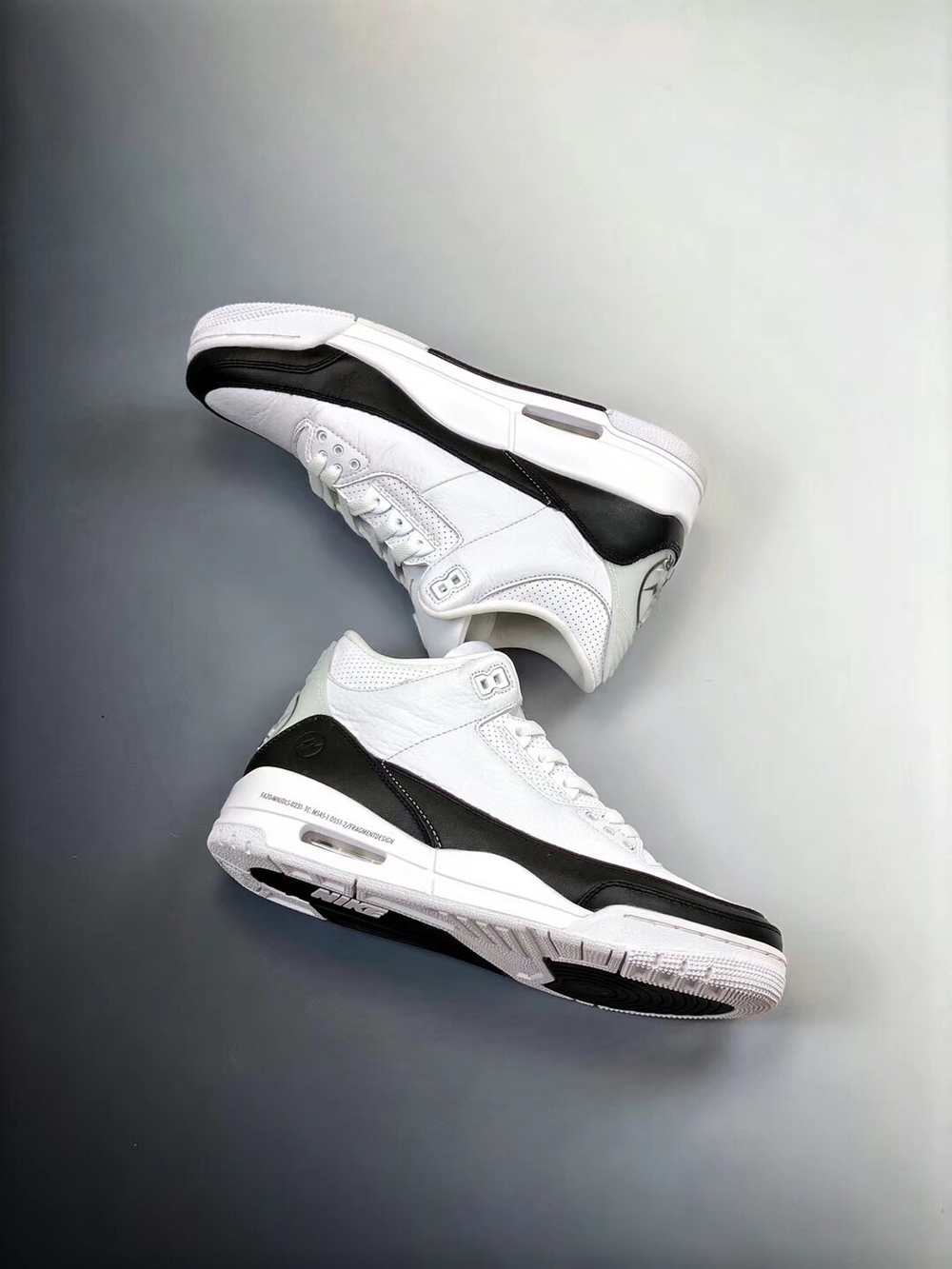 Air Jordan 3 "Fragment Design"