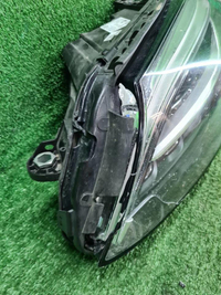 Битая Фара левая Mercedes C w205 (2018-2023) LED