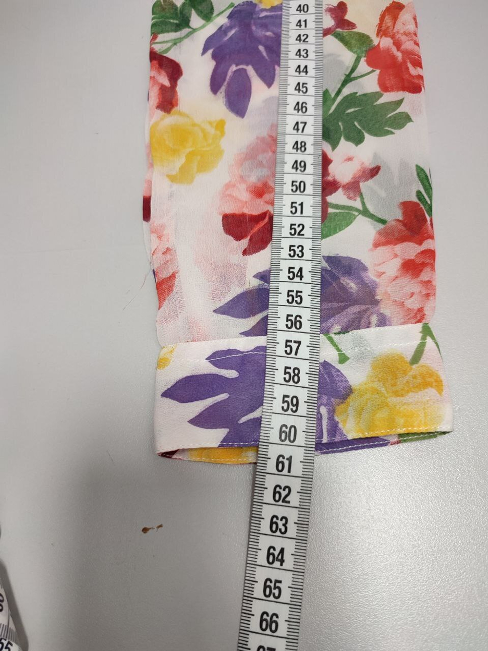 Блузка Tailoring the Standards с принтом 44 размер