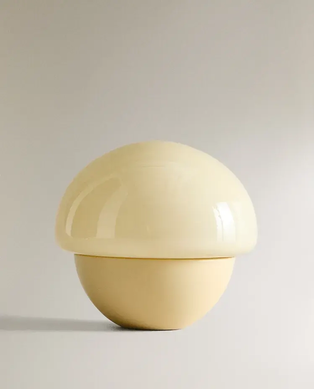 ZARA HOME ОВАЛЬНАЯ НАСТОЛЬНАЯ ЛАМПА, ЭКРЮ