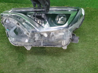 Фара левая Toyota Rav 4 CA40 (2015-2019) LED