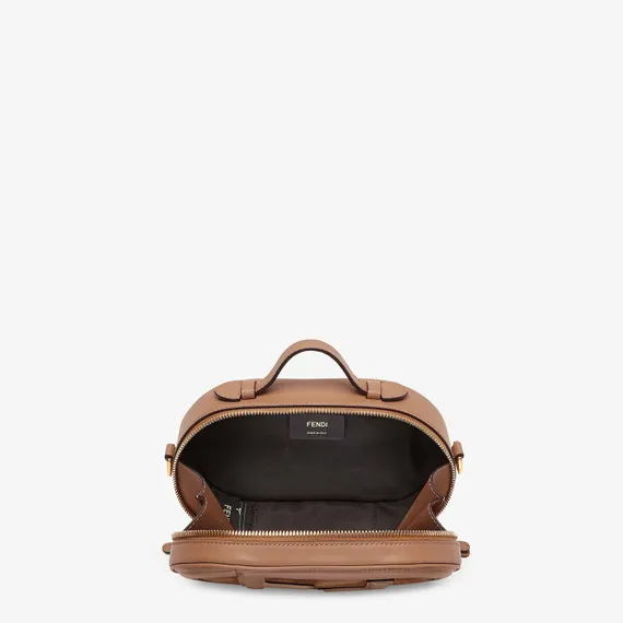 Чехол для камеры Fendi O'lock мини бежевый