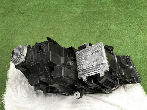 Фара левая BMW 3er G20 (2018-2022) LED (В сборе)