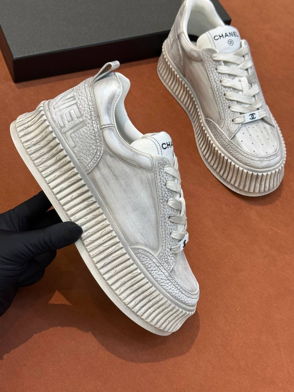 Кроссовки Chanel