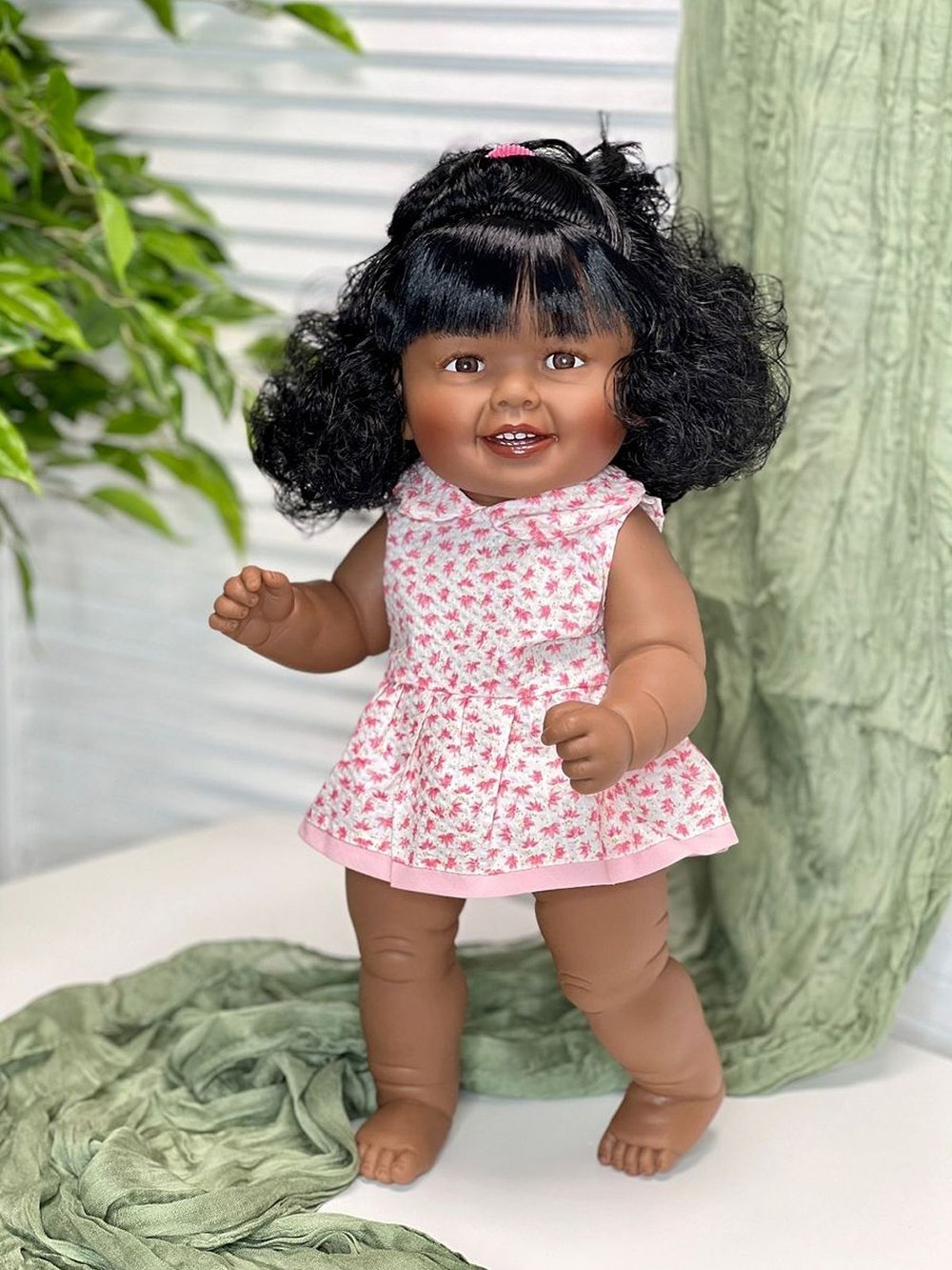 Кукла Manolo Dolls виниловая Diana 47см в пакете (7277)