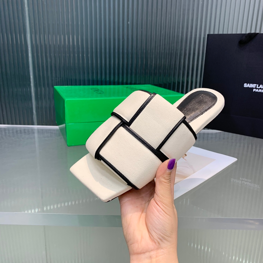 Bottega Veneta Patch Flat Mule