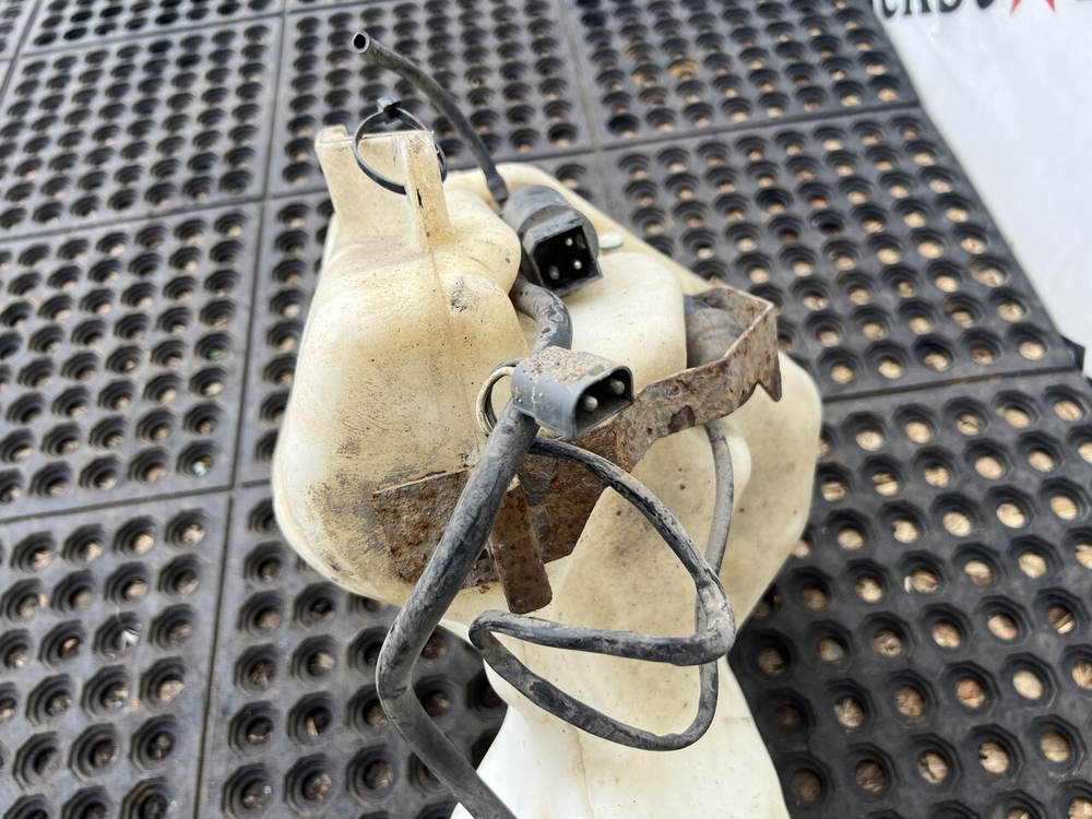 Бачок омывателя