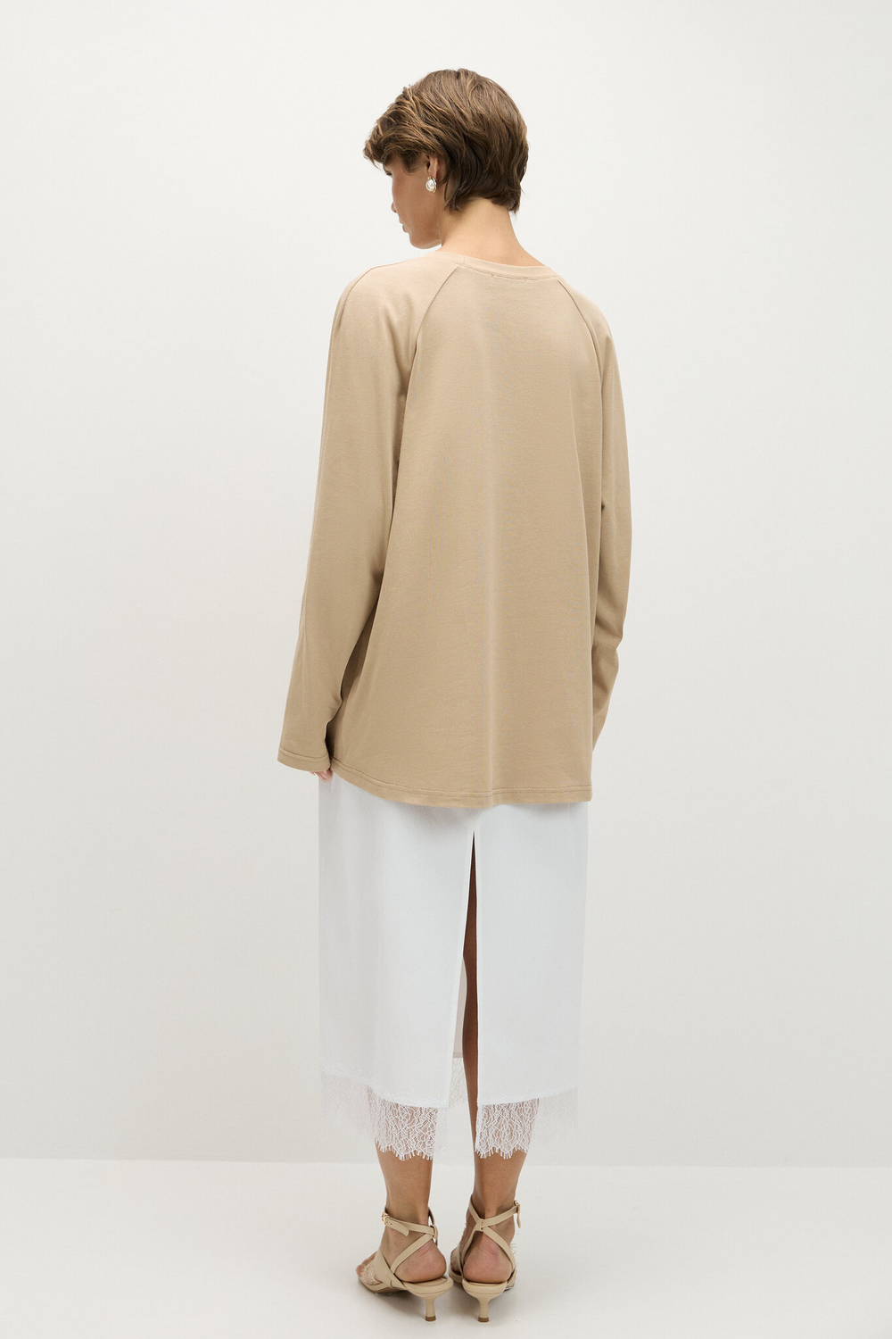 Лонгслив свободный