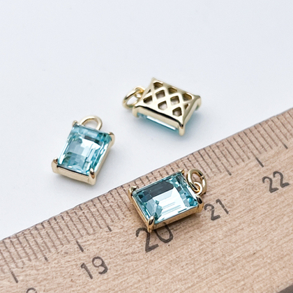 Подвеска Прямоугольник, цвет золото + голубой, размер 10*7 мм, цена за 1 шт