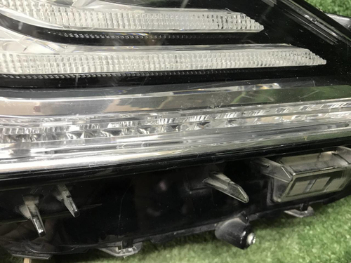 Фара правая Toyota Camry xv70 (2020-н.в.) LED