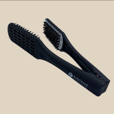 Расческой с зажимом для волос 7SYSTEMS
