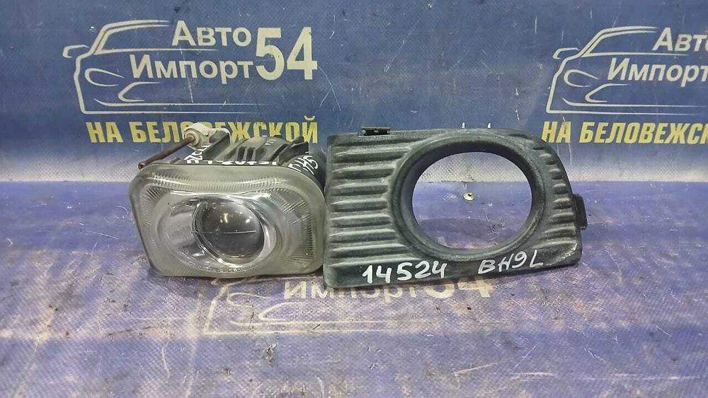Туманка левая SUBARU LEGACY 2001-2003