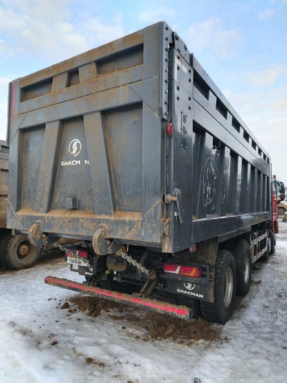Shacman (Shaanxi) SX* 8x4 Самосвал SX331863366 (Дизельный, 12,5 л, 544 л.с., МТ)