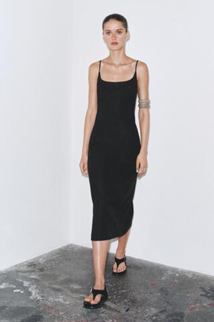 ZARA ПЛАТЬЕ МИДИ ОБЛЕГАЮЩЕГО КРОЯ — ZW COLLECTION, ЧЕРНЫЙ