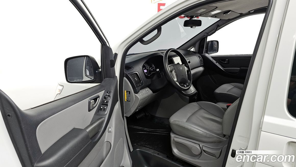 Hyundai The New Grand Starex Van 5인승 (03.2020)