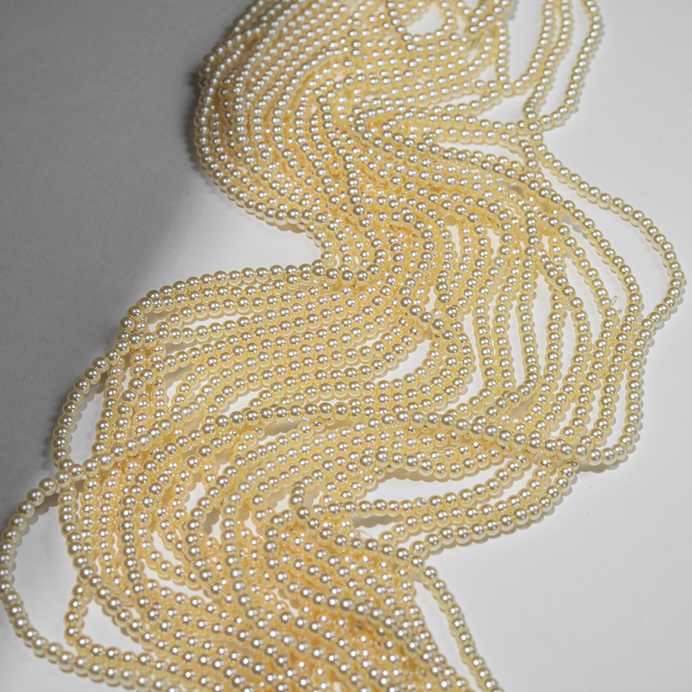 М3-слив Майорка шар гладкий 3мм, сливочный, нить 40см