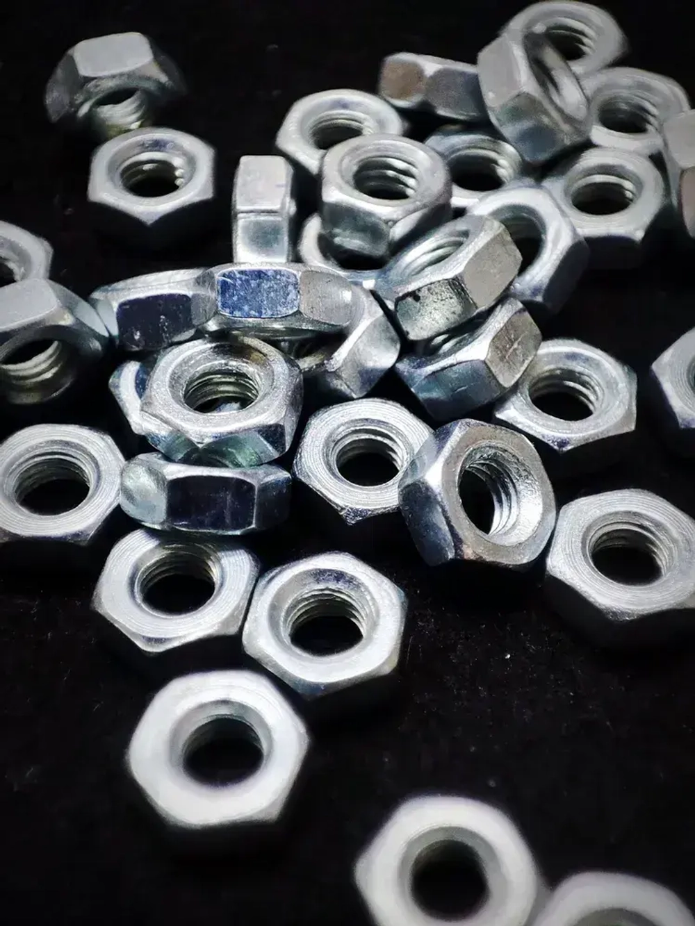 Гайка М3 шестигранная, стальная (оцинкованная) DIN934 - 50 штук (размер под ключ 5,5мм)