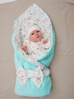 Конверт на выписку весна c костюмом