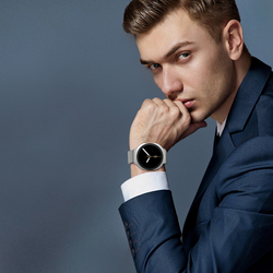 Ремешок из нержавеющей стали серебристого цвета от Dux Ducis для смарт часов Samsung Galaxy Watch 8 (40 и 44мм), серия Milanese Series (миланская петля)
