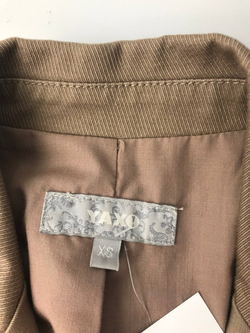 Пиджак Yax! бежевый 42 размер