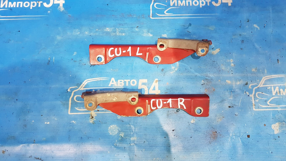 Петля капота правая ISUZU RODEO 1994