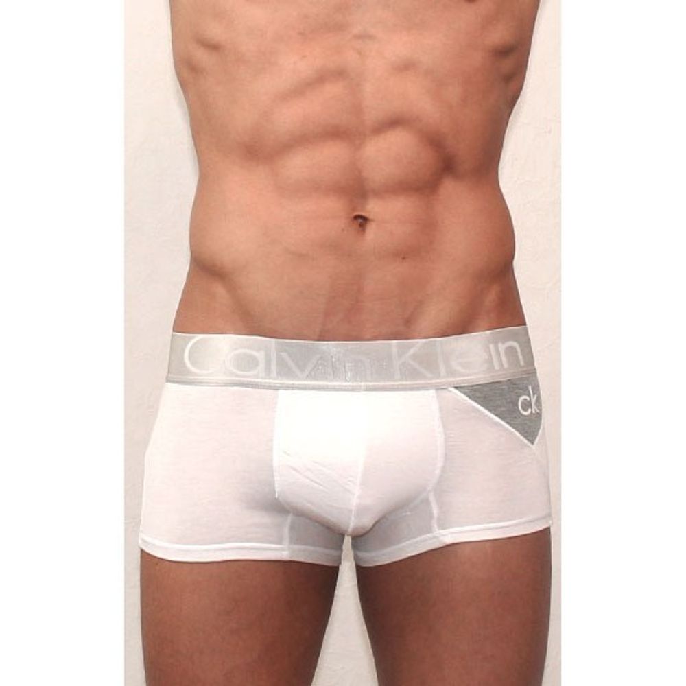 Мужские трусы боксеры белые Calvin Klein Boxer Steel White Grey