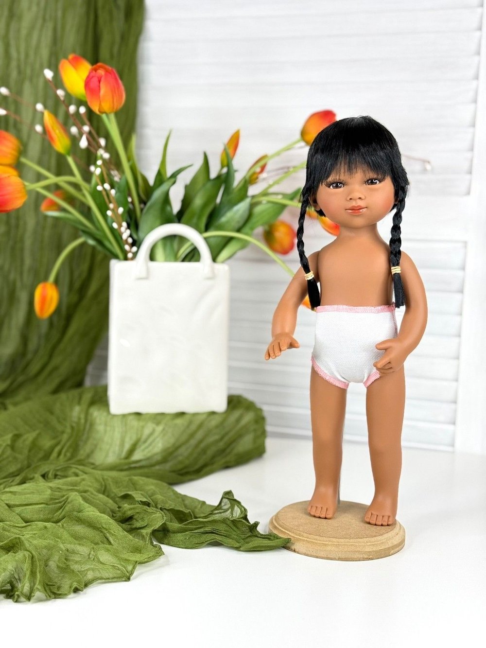 Кукла D'Nenes виниловая 34см Celia без одежды (022203W)