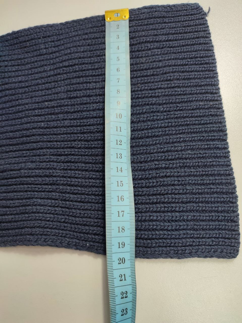 Шарф лаконичный узкий