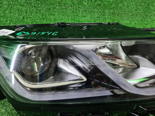 Фара правая Geely Coolray (2019-2023) галоген