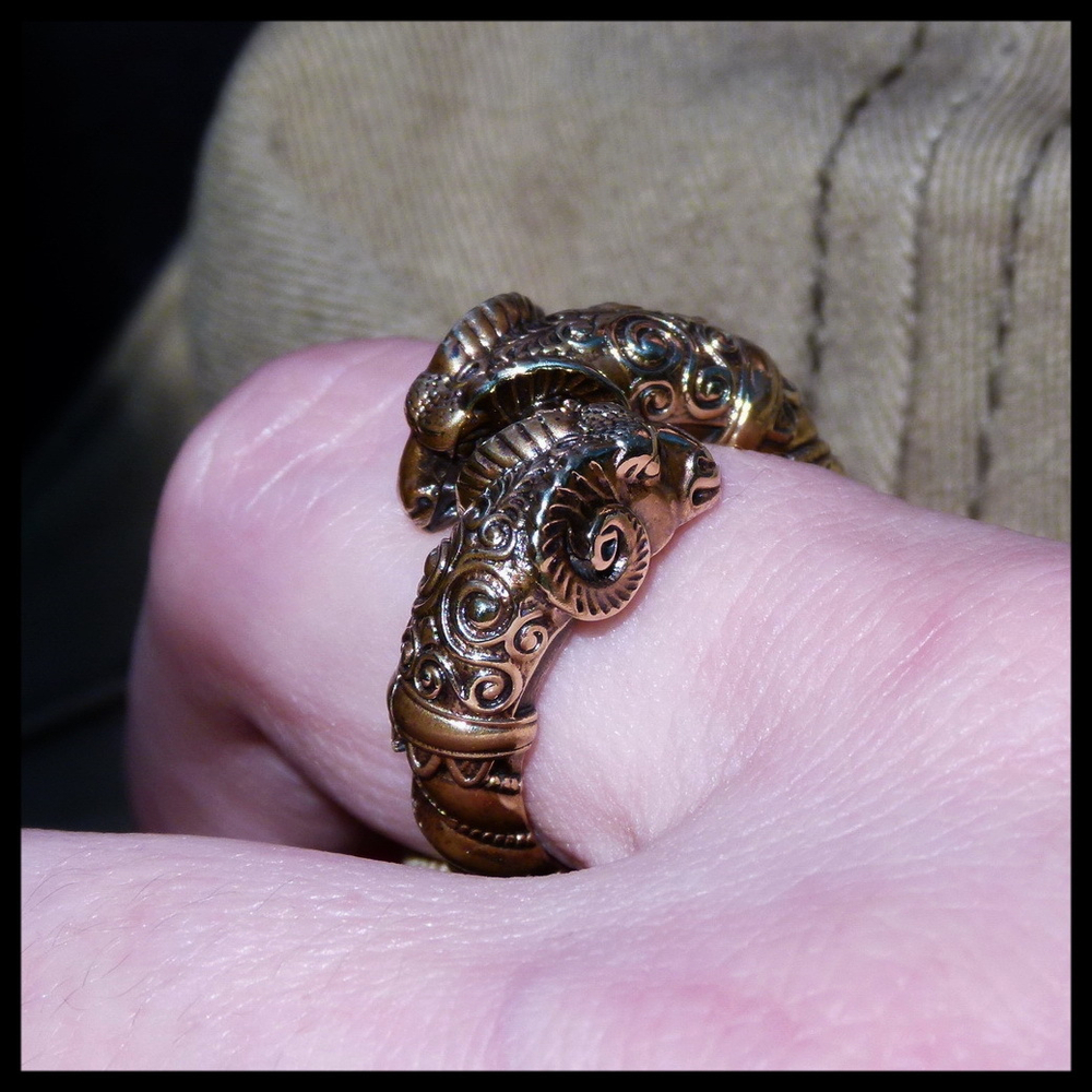 Кольцо "Золотое руно" литье художественное , латунь