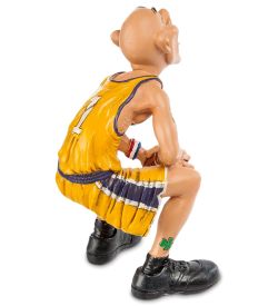 RV-209 Фигурка Баскетболист «В предвкушении...» бол. (W.Stratford)