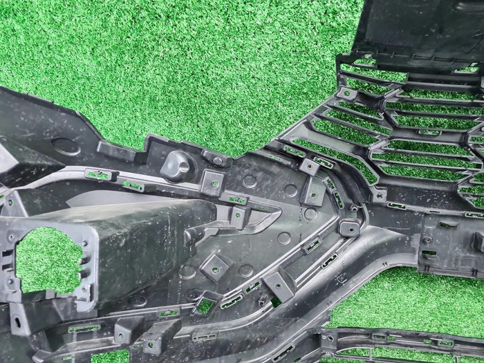 Бампер передний Lada Vesta (2022-н.в.) Cross