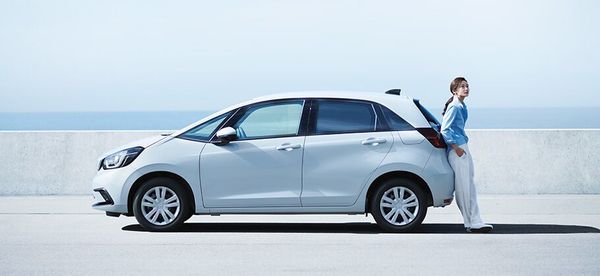 Honda представила новый Fit на 46-м Автосалоне в Токио