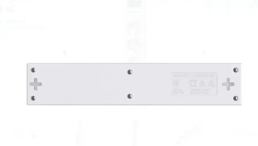 Сетевой фильтр с предохранителем 5м (6 розеток) белый Pilot S