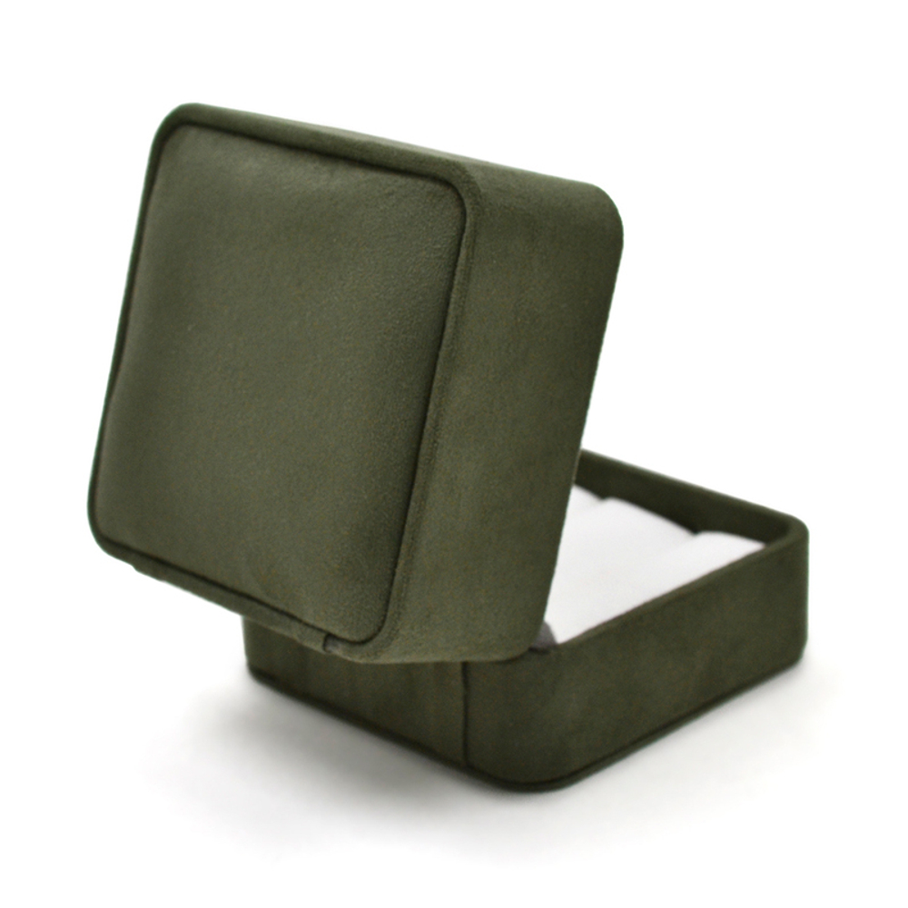 Футляр компактный 70x70x50 мм под пару колец или серёг.