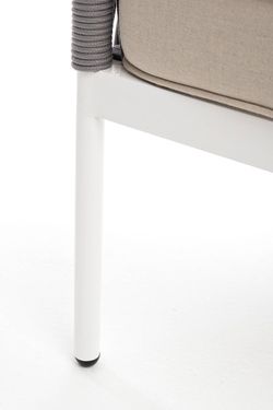 "Канны" диван 3-местный плетеный из роупа, каркас алюминий белый муар, роуп светло-серый круглый, ткань бежевая 15052