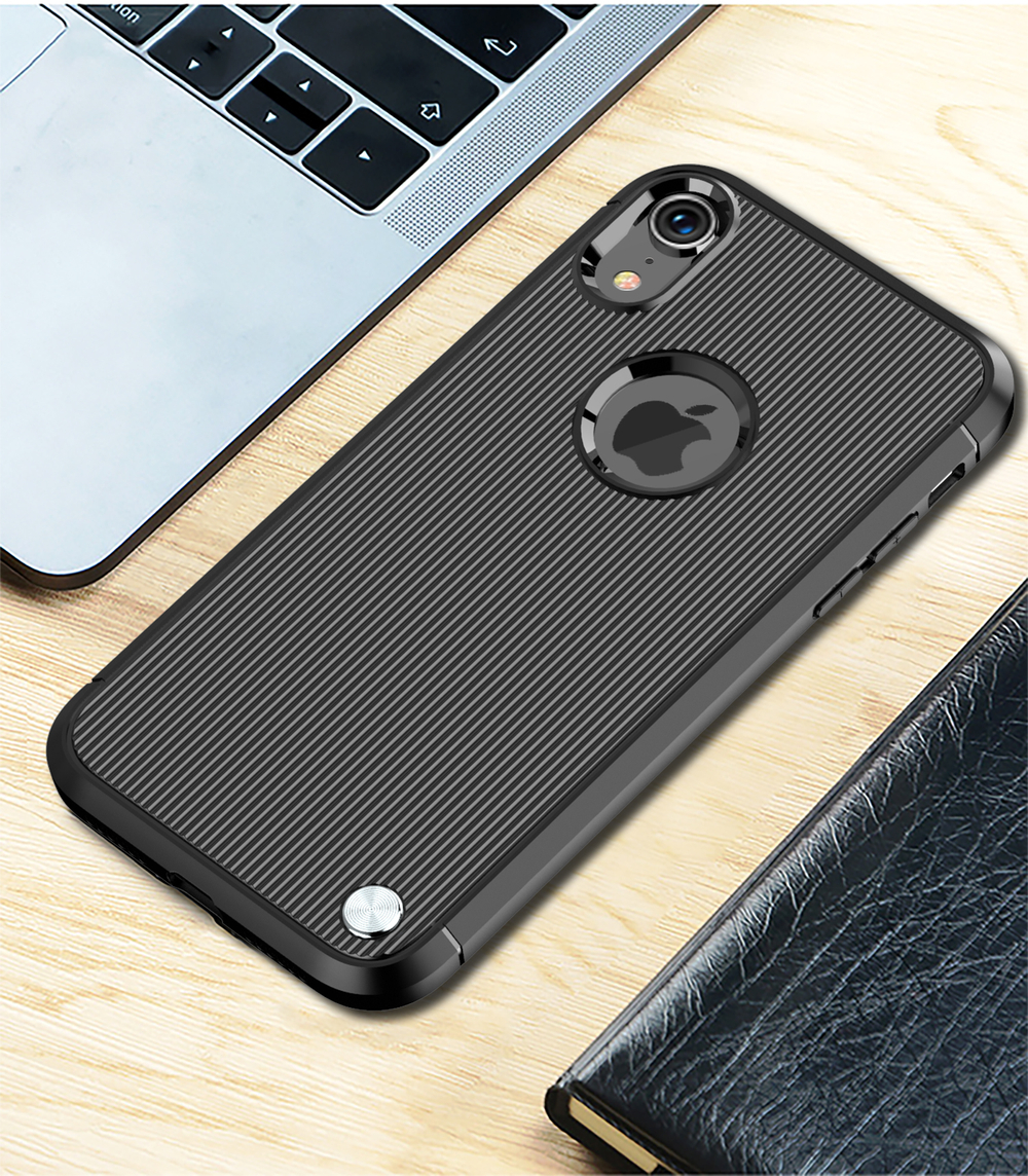 Чехол для iPhone XR цвет Black (черный), серия Bevel от Caseport