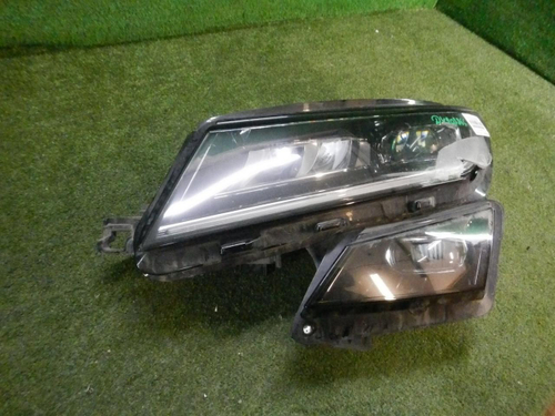 Битая Фара левая Skoda Kodiaq (2016-2022) LED