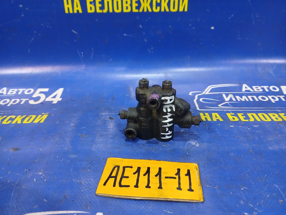 Распределитель тормозной TOYOTA SPACIO 1998