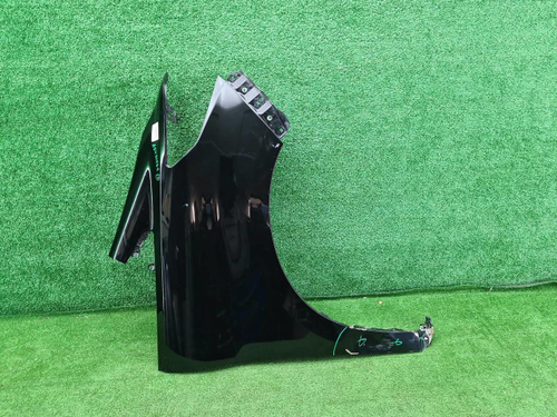 Крыло переднее правое Toyota Alphard 3 (2015-2023)