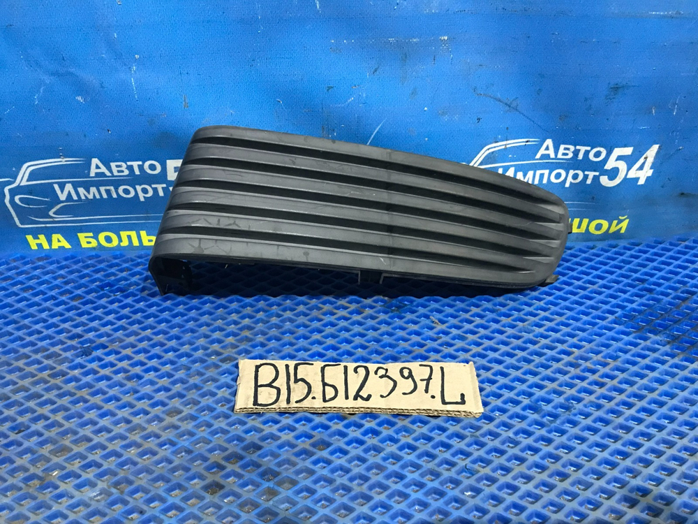 Заглушка бампера NISSAN SUNNY 2002-2004